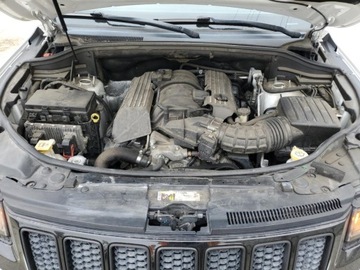 Jeep Grand Cherokee IV 2015 Jeep Grand Cherokee SRT-8 2015 6.4l 6.4 Benzyna 475KM, zdjęcie 6