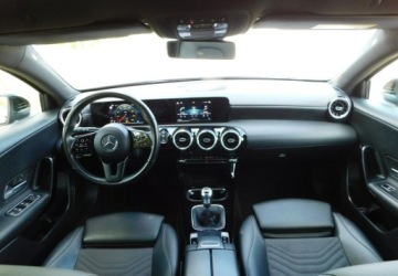 Mercedes Klasa A W177/V177 Hatchback 1.3 160 109KM 2020 Mercedes-Benz Klasa A z Gwarancja Bezwypadkowy 100 Stan Wzorcowy 1.3, zdjęcie 5