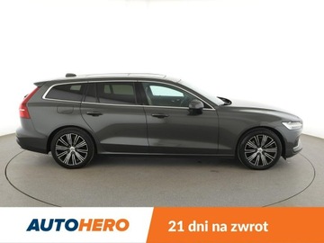 Volvo V60 II  Kombi 2.0 T8 Twin Engine 390KM 2019 Volvo V60 GRATIS! Pakiet Serwisowy o wartości, zdjęcie 8