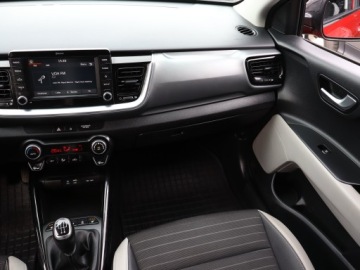 Kia Stonic I Crossover 1.0 T-GDI 100KM 2020 Kia Stonic 1.0 T-GDI, Salon Polska, Serwis ASO, zdjęcie 7