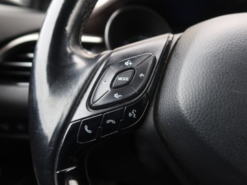 Toyota C-HR I Crossover 1.8 Hybrid 122KM 2017 Toyota C-HR 1.8 Hybrid, Automat, Skóra, Navi, zdjęcie 17