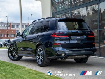 BMW X7 SUV Facelifting 3.0 40d 352KM 2025 BMW X7 xDrive40d 352 KM mHEV - BowersWilkins - Hak - Kamera 360 - Sky Loun, zdjęcie 6