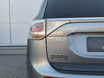 Mitsubishi Outlander III SUV Facelifting 2.0 SOHC MIVEC 150KM 2014 Mitsubishi Outlander 2.0i, 150KM, Tempomat, Hak,, zdjęcie 14
