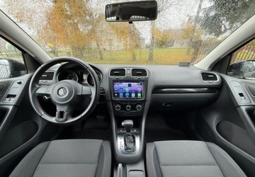 Volkswagen Golf VI Hatchback 5d 1.6 102KM 2009 Volkswagen Golf Volkswagen Golf VI 1.6 Comfortline DSG 1.6 BenzynaLPG, zdjęcie 17