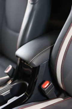 Toyota Corolla XII TS Kombi Facelifting 2.0 Hybrid Dynamic Force 196KM 2024 Toyota Corolla 2.0 Hybrid GR Sport Dynamic 2.0 Hybryda 196KM, zdjęcie 18