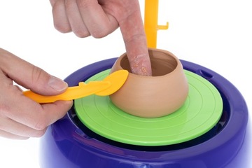 Творческий набор «Гончарный круг» с глиной и красками