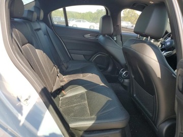 Alfa Romeo Giulia II Sedan Facelifting 2.0 Turbo 280KM 2022 Alfa Romeo Giulia 2022 2.0l 2.0 Benzyna 280KM, zdjęcie 10