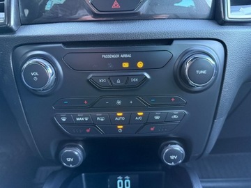 Ford Ranger V Podwójna kabina Facelifting 2019 2.0 EcoBlue 213KM 2021 Ford Ranger RadarAsystentPDCNaviLedFull OpcjaNowy Rozrzad 2.0 Diesel, zdjęcie 13