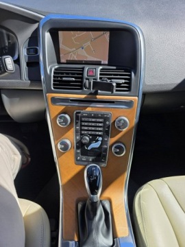 Volvo XC60 I SUV Facelifting 2.0 T5 DRIVE-E 245KM 2017 Volvo XC 60 2.0 Benzyna 245 KM, Panorama, Skóra,, zdjęcie 15