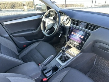 Skoda Octavia III Kombi Facelifting 1.6 TDI 115KM 2020 Škoda Octavia Skoda Octavia 1.6TDi 115KM 2020, zdjęcie 12