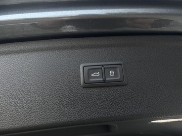 Audi Q5 II Q5-e 2.0 55 TFSI e 367KM 2021 Audi Q5 55 TFSI e Quattro S Line S tronic - hybryd, zdjęcie 18