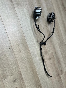 Kawasaki ZR7 Суппорты Тормозные трубки передние