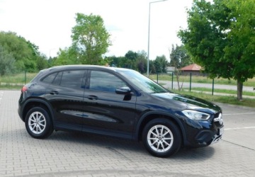 Mercedes GLA II Off-roader 2.0 200d 150KM 2021 Mercedes-Benz GLA z Gwarancja Bezwypadkowy 2.0 Diesel 150KM, zdjęcie 4