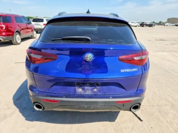 Alfa Romeo Stelvio 2022 Alfa Romeo Stelvio 2022. 2.0 Benzyna 280KM, zdjęcie 2