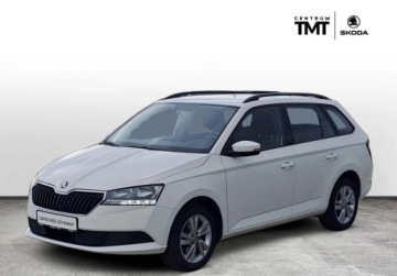 Skoda Fabia III Kombi Facelifting 1.0 TSI 95KM 2021 Skoda Fabia Ambition 1.0 TSI 95 KM Klimatyzacja Czujniki LED ASO