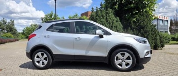 Opel Mokka I SUV 1.6 Ecotec 115KM 2017 Opel Mokka X 1.6 benzynaCzujniki96 tys wpisuje na fakturzeOrg.lakier1wlasc, zdjęcie 4