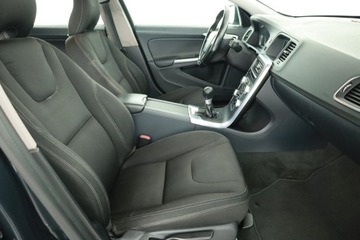 Volvo V60 I Kombi Facelifting 1.6 D2 115KM 2014 Volvo V60 D2, Navi, Klima, Klimatronic, Tempomat, zdjęcie 6