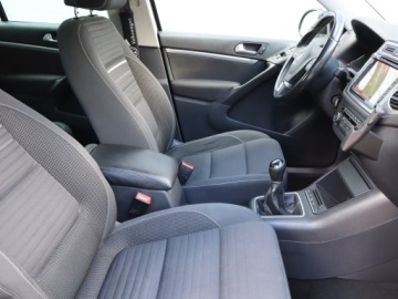Volkswagen Tiguan I SUV Facelifting 2.0 TDI CR DPF BlueMotion 140KM 2014 VW Tiguan 2.0 TDI, Xenon, Bi-Xenon, Klima, zdjęcie 8