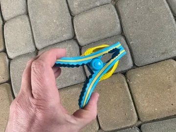 KLIPS DO RĘCZNIKA KĄPIELOWEGO NA PLAŻĘ KLAMERKA DUŻY OLDMAN KLAPEK BUT BLUE