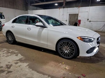 Mercedes Klasa C W206 Limuzyna 2.0 300 258KM 2024 Mercedes-Benz Klasa C 2024r., C 300 4MATIC, 2.0L, od ubezpieczalni 2.0, zdjęcie 2