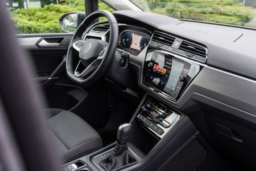Volkswagen Touran III 1.5 TSI EVO 150KM 2024 Volkswagen Touran Special Edition 1.5 TSI EVO 150, zdjęcie 12