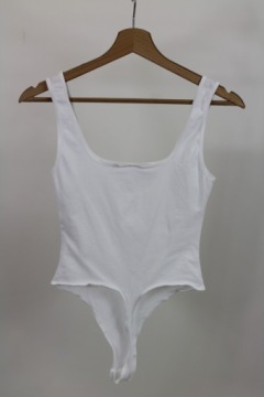 РАЗМЕР ГЛАДКИХ ЖЕНСКИХ БОДИ. 36 935