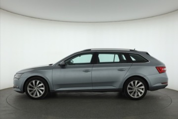 Skoda Superb III Kombi 2.0 TSI 220KM 2016 Skoda Superb 2.0 TSI, Salon Polska, Serwis ASO, zdjęcie 2