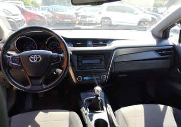 Toyota Avensis III Sedan Facelifting 2015 1.6 Valvematic 132KM 2016 Toyota Avensis I rej 2017r, SALON POLSKA. 1.6 LPG. Uszkodzony prawy bok. J, zdjęcie 5