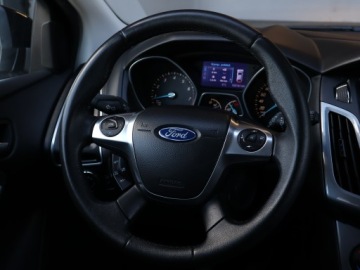 Ford Focus III Hatchback 5d 1.0 EcoBoost 125KM 2013 Ford Focus 1.0 EcoBoost, Navi, Klima, Klimatronic, zdjęcie 19