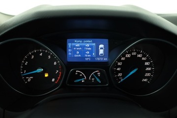 Ford Focus III Kombi 1.0 EcoBoost 125KM 2012 Ford Focus 1.0 EcoBoost, Xenon, Klima, zdjęcie 7