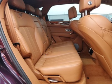 Bentley Bentayga 2018 Bentley Bentayga 2018 6.0l 6.0 Benzyna 600KM, zdjęcie 11