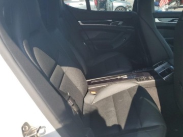 Porsche Panamera I Limuzyna Facelifting 3.0 416KM 2015 Porsche Panamera 2015 Porsche Panamera 4dr HB S E-Hybrid 3.0 Hybryda 416KM, zdjęcie 10