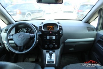 Opel Zafira B 1.8 ECOTEC 140KM 2009 Opel Zafira 1.8 140ps, Automat, Bi-ksenony, Polskory, Alufelgi 1.8 140KM, zdjęcie 11