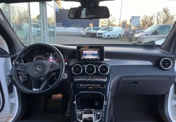 Mercedes GLC C253 SUV 2.1 220 d 170KM 2018 Mercedes-Benz GLC Mercedes-Benz GLC 2.1 Diesel 170KM, zdjęcie 21