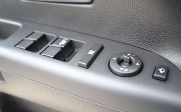 Kia Venga Mikrovan 1.6 DOHC CVVT 125KM 2010 Kia Venga bezwypadkowe- Niski przebieg - bogate wyposazenie - OPLACONA, zdjęcie 26