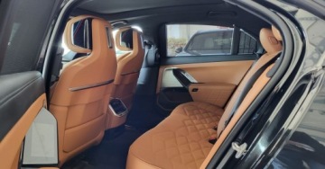 BMW Seria 7 G70 2023 BMW Seria 7 Salon Polska Radary automatyczne drzwi wszystkie pakiety Mpro, zdjęcie 10