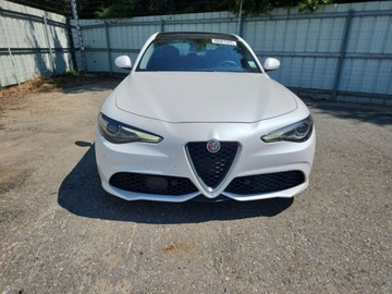 Alfa Romeo Giulia II 2017 Alfa Romeo Giulia Ti 2017 2.0l 2.0 Benzyna 280KM, zdjęcie 5