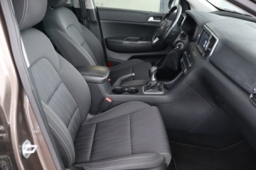 Kia Sportage IV SUV Facelifting 1.6 GDI 132KM 2018 Kia Sportage 1.6 GDI, Salon Polska, Serwis ASO, zdjęcie 8