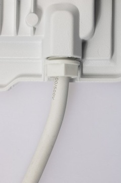 Светодиодный прожектор ГАЛОГЕННАЯ ЛАМПА SLIM 20Вт 6000К IP65