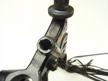 YAMAHA VIRAGO 535 КРЕПЛЕНИЕ РУЧКИ РЫЧАГА '00