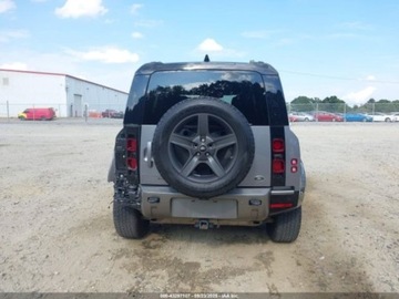 Land Rover Defender IV (L663) 2021 Land Rover Defender 110 x-dynamic se, 2021r., 4x4, 3.0L 3.0 Benzyna 395KM, zdjęcie 7