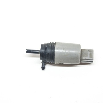 BMW 6 E63 E64 2007 ČERPADLO OSTŘIKOVAČE OKNO PŘEDNÍ / ČELNÍ