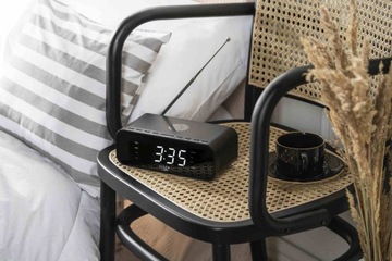 РАДИО БУДИЛЬНИК ИНДУКТИВНОЕ ЗАРЯДНОЕ УСТРОЙСТВО БУДИЛЬНИК FM АНТЕННА