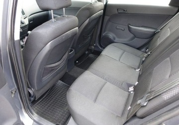 Hyundai i30 I CW Facelifting 1.6 DOHC CVVT 126KM 2011 Hyundai i30 1.6 Ben.125KM/Lift/ I, zdjęcie 11