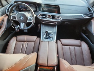 BMW X5 G05 2022 BMW X5 2022 BMW X5 XDRIVE45E 3.0 Hybryda Plug-in 389KM, zdjęcie 9