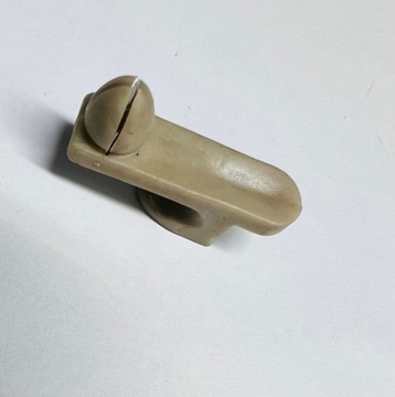 Зажим для мешка омывателя лобового стекла Fiat 125p 126p 124 128 130 1 шт.