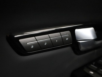 Land Rover Range Rover Evoque I SUV 5d Facelifting 2.0D TD4 150KM 2016 Land Rover Range Rover Evoque 4x4 automat skóra, zdjęcie 35