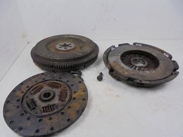 НАЖИМНЫЙ ДИСК СЦЕПЛЕНИЯ IVECO DAILY III 2.8 D