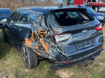 Kia Optima II Kombi 1.7 VGT CRDi 141KM 2017 Kia Optima 1.7 CRDi, 78 tys. km., uszkodzony, zdjęcie 4