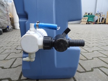 Резервуар для воды для кемпервана 140л.